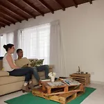 Apartamento Remodelado En El Mejor Lugar Del Centro De Medellin. Home Aris 402